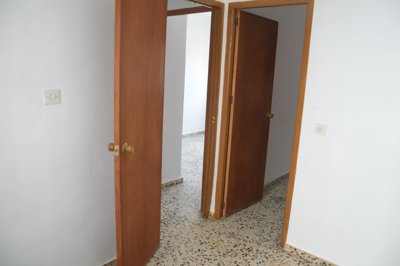 3 soveværelse Byhus til salg i Albunuelas - € 45.000 (Ref: 9119395)