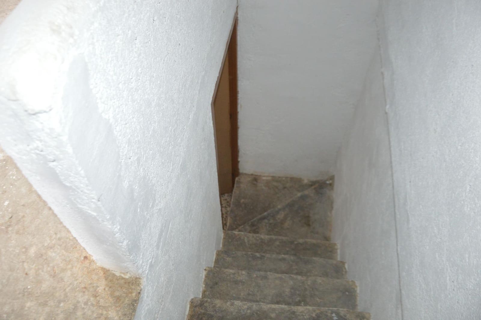 3 soveværelse Byhus til salg i Albunuelas - € 45.000 (Ref: 9119395)