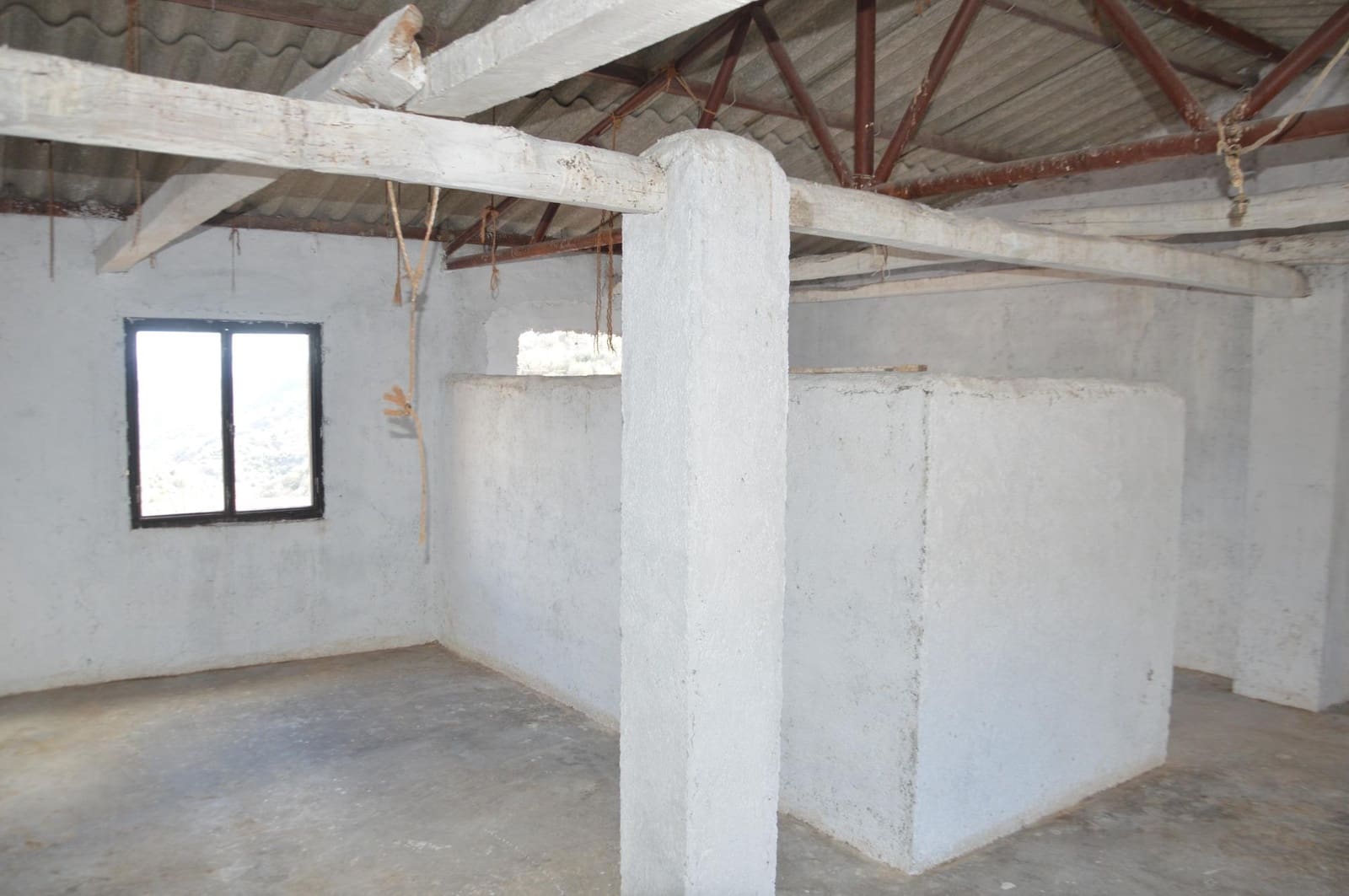 3 soveværelse Byhus til salg i Albunuelas - € 45.000 (Ref: 9119395)