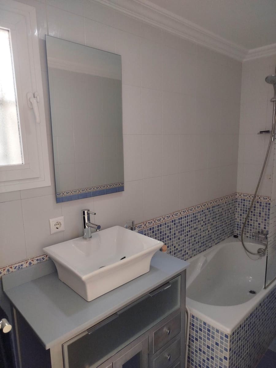 3 soveværelse Lejlighed til salg i Linares med swimmingpool garage - € 159.000 (Ref: 9119396)