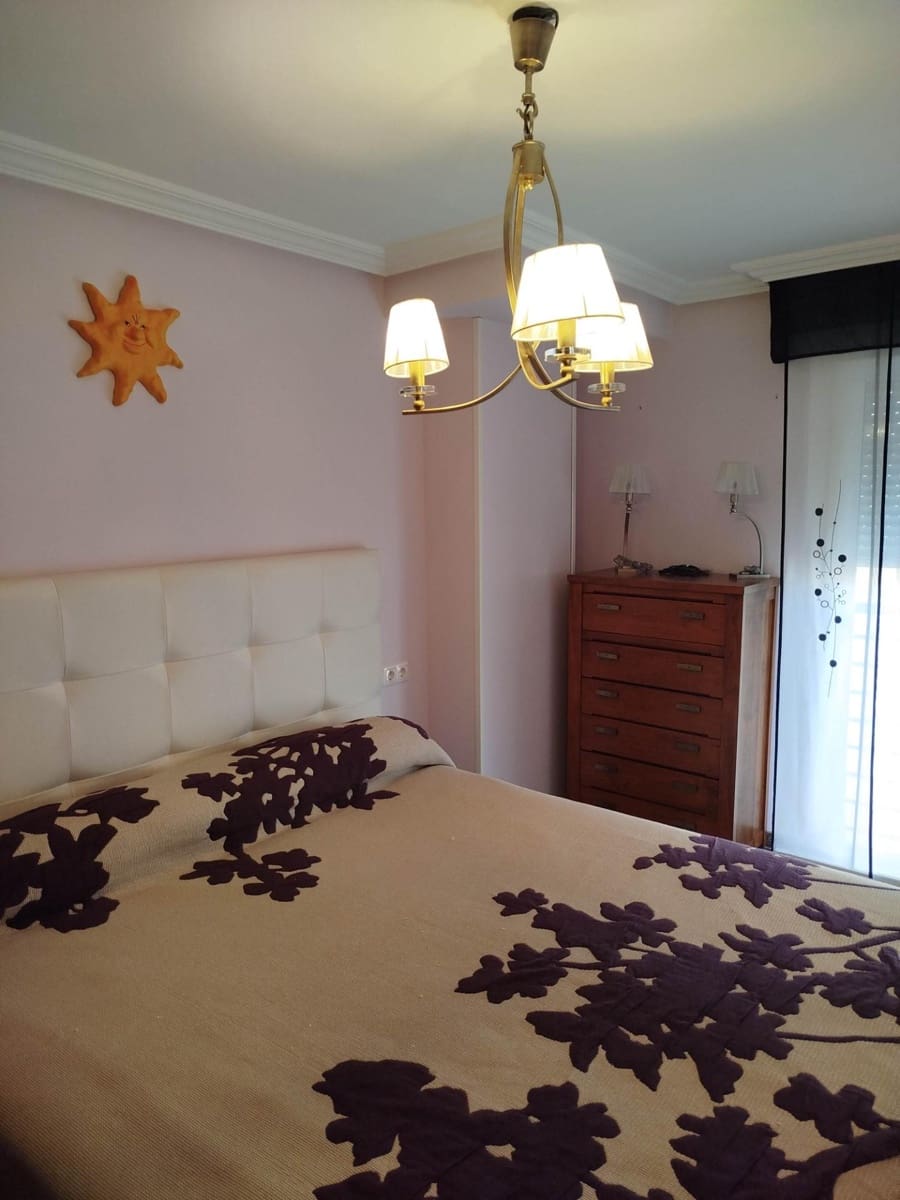 3 soveværelse Lejlighed til salg i Linares med swimmingpool garage - € 159.000 (Ref: 9119396)