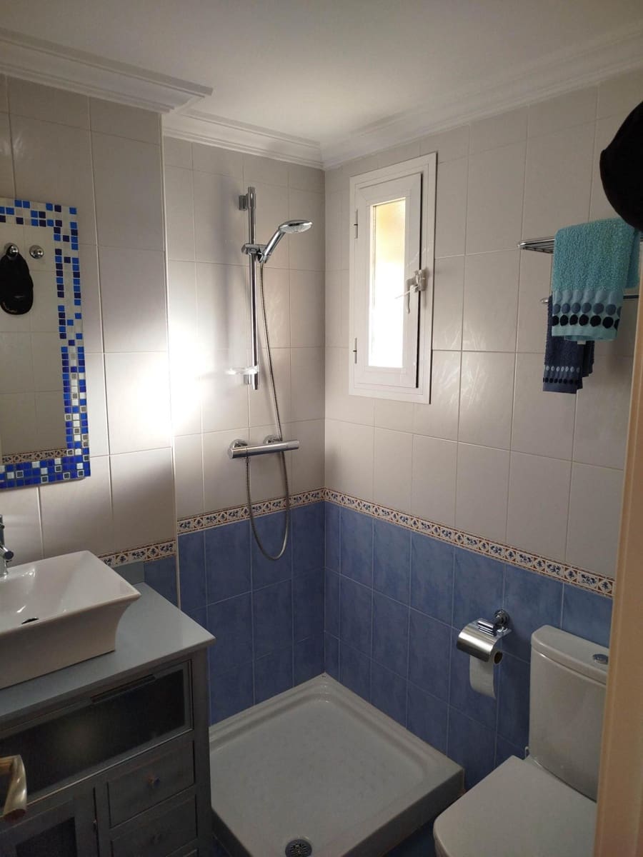 3 soveværelse Lejlighed til salg i Linares med swimmingpool garage - € 159.000 (Ref: 9119396)