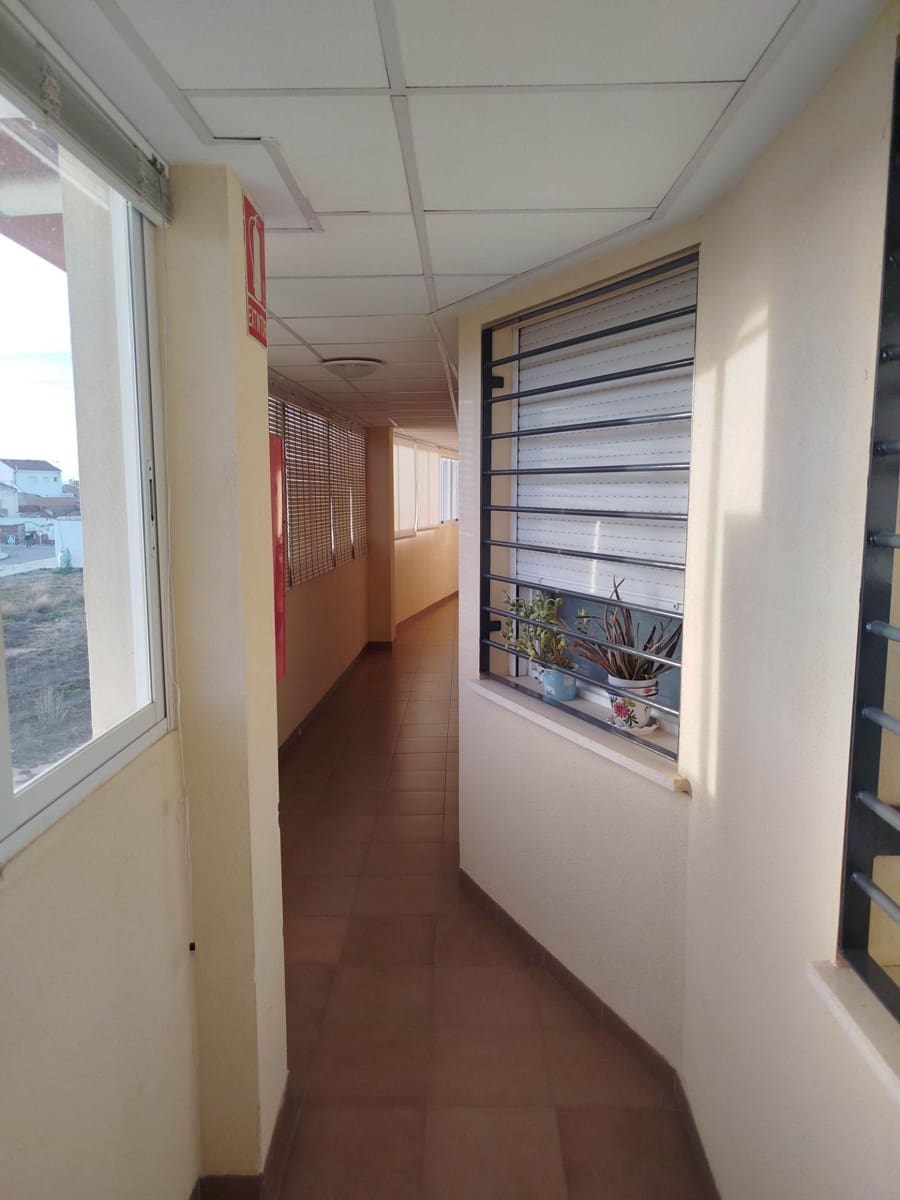 3 soveværelse Lejlighed til salg i Linares med swimmingpool garage - € 159.000 (Ref: 9119396)