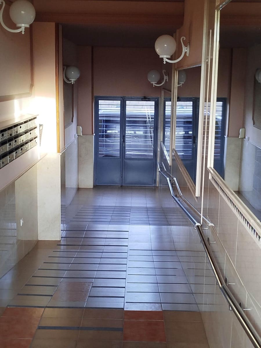 3 soveværelse Lejlighed til salg i Linares med swimmingpool garage - € 159.000 (Ref: 9119396)