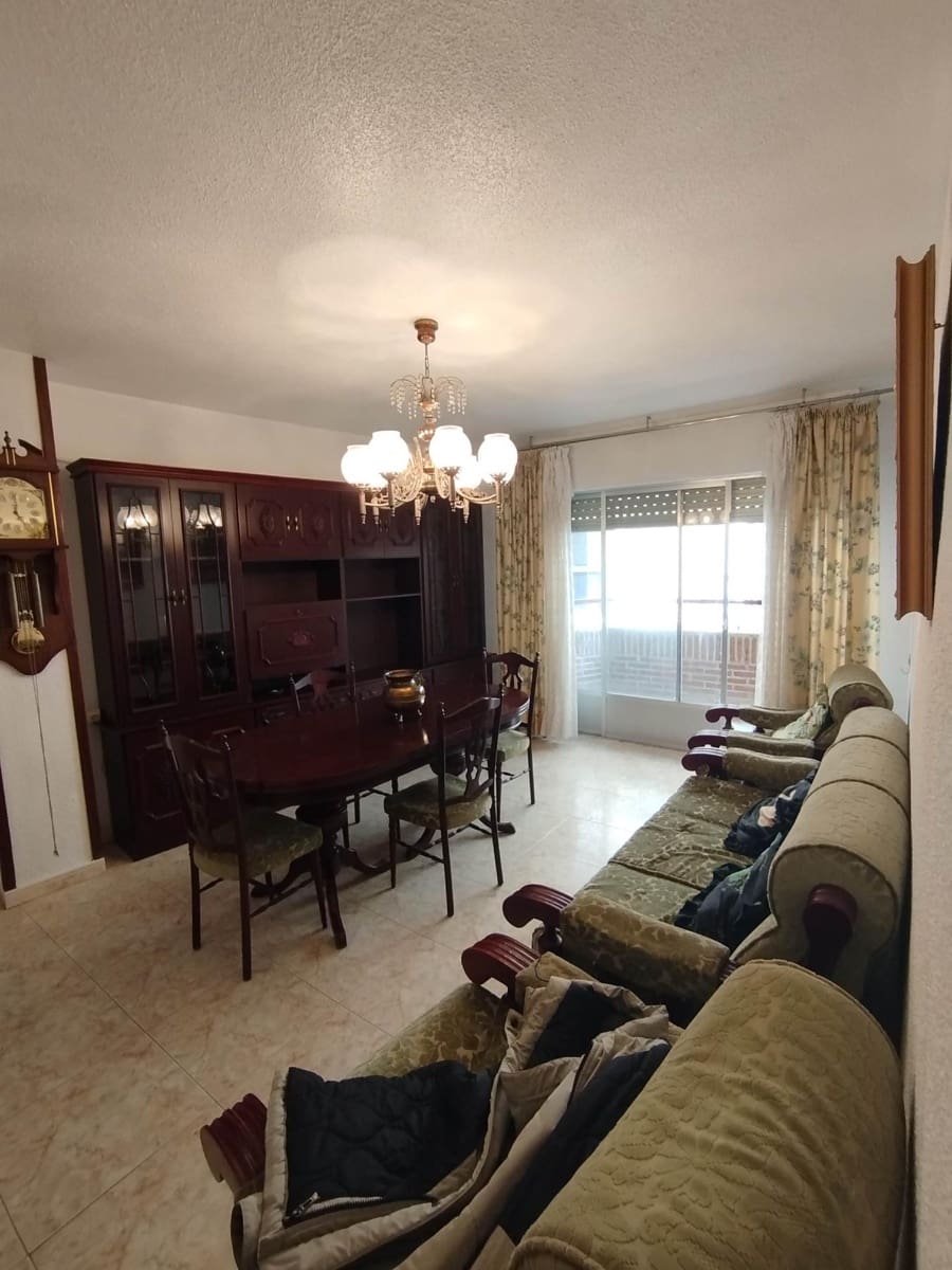 4 soveværelse Lejlighed til salg i Jaen by - € 162.000 (Ref: 9119397)