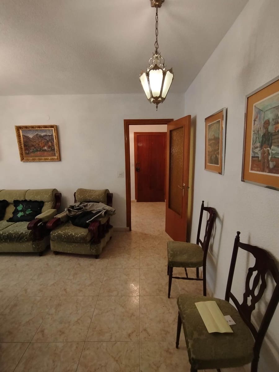 4 soveværelse Lejlighed til salg i Jaen by - € 162.000 (Ref: 9119397)