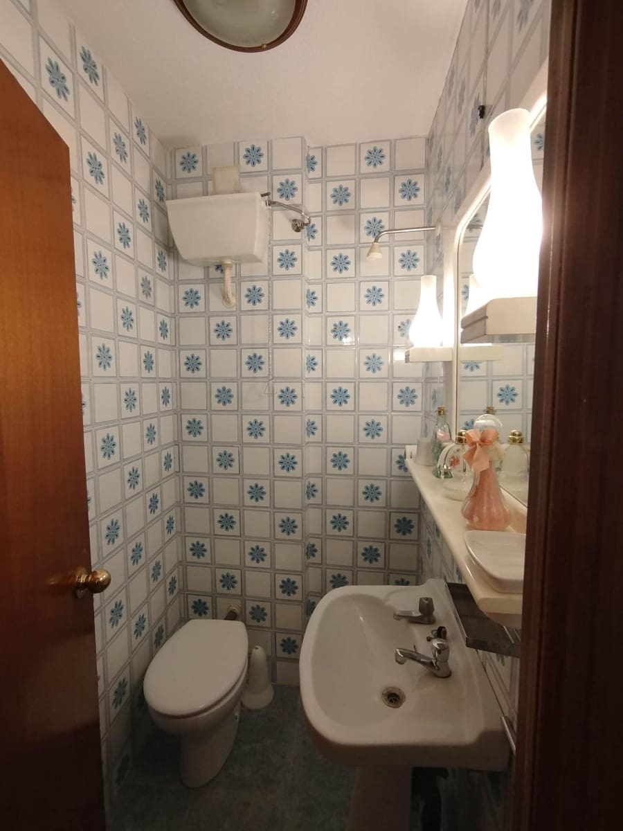 4 soveværelse Lejlighed til salg i Jaen by - € 162.000 (Ref: 9119397)