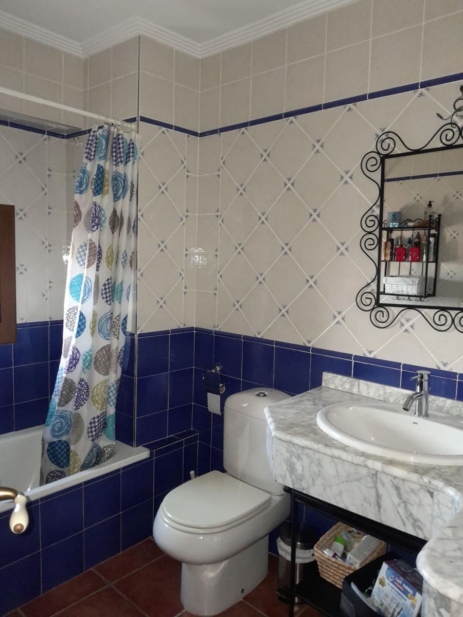 4 soverom Rekkehus til salgs i Chinchilla de Monte-Aragon med garasje - € 180 000 (Ref: 9119405)