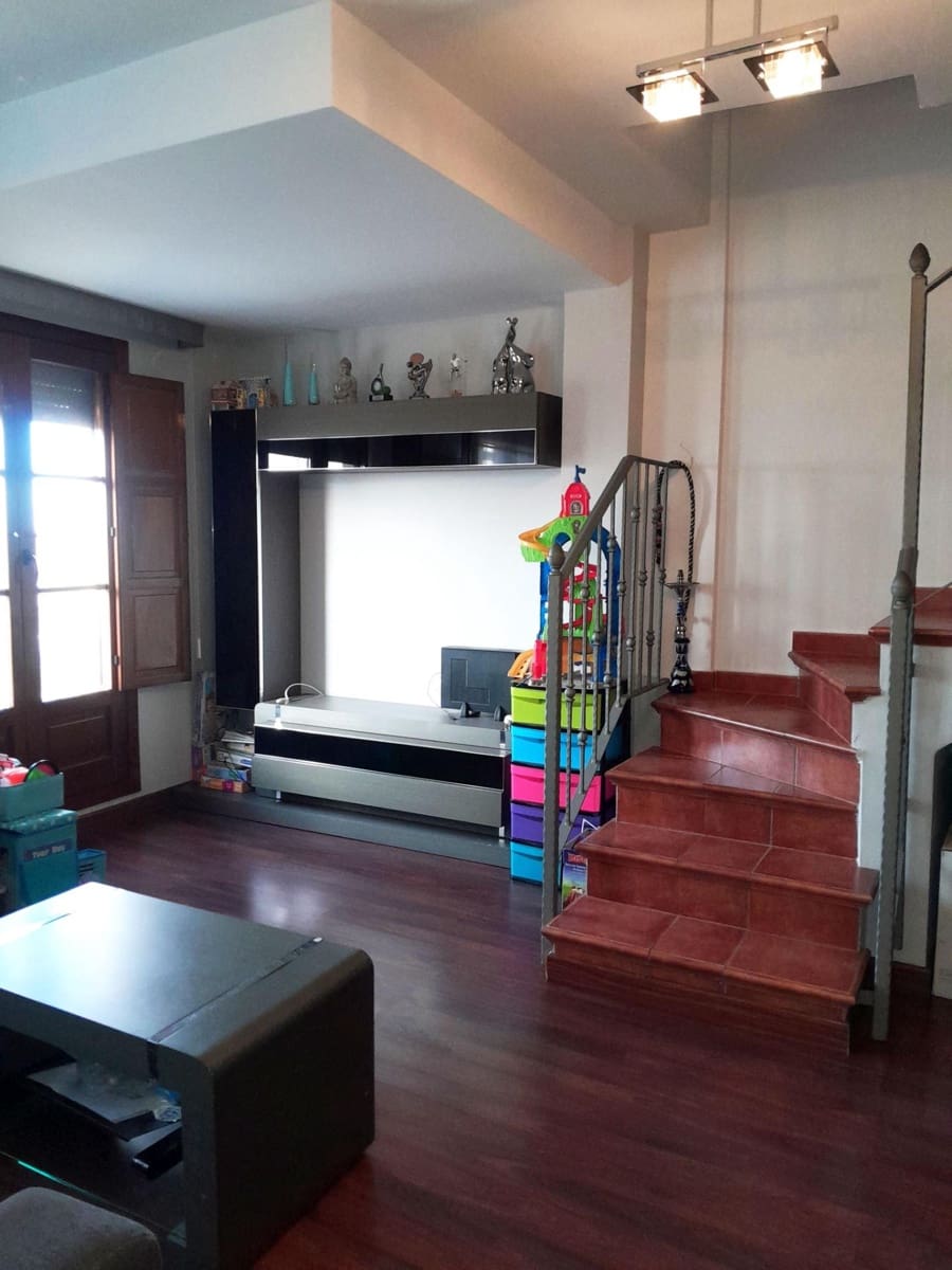 4 soverom Rekkehus til salgs i Chinchilla de Monte-Aragon med garasje - € 180 000 (Ref: 9119405)