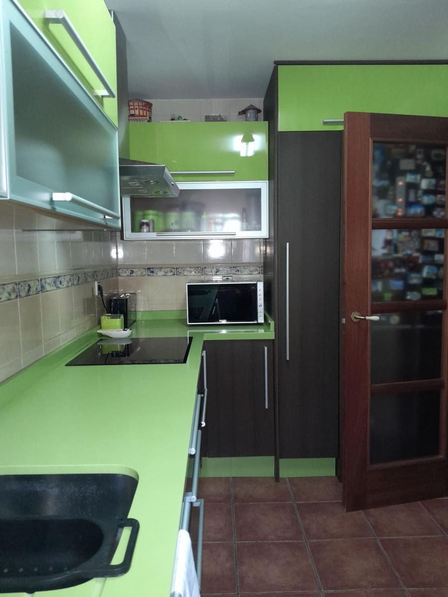 4 soverom Rekkehus til salgs i Chinchilla de Monte-Aragon med garasje - € 180 000 (Ref: 9119405)