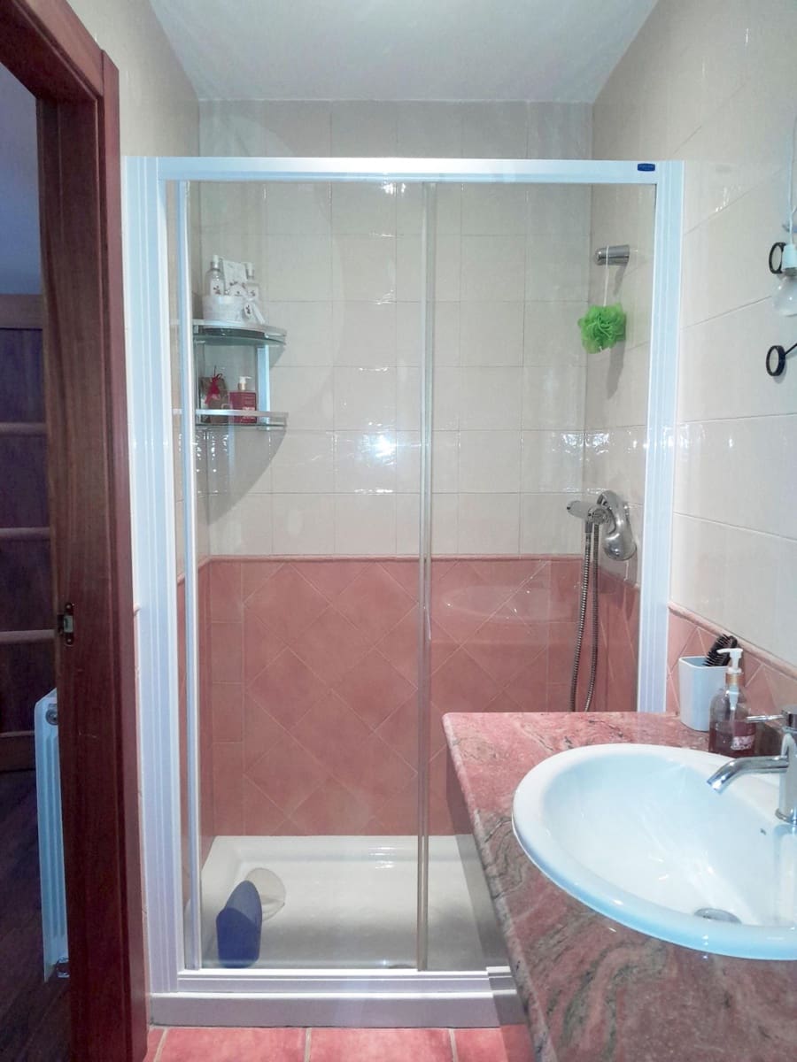 4 soverom Rekkehus til salgs i Chinchilla de Monte-Aragon med garasje - € 180 000 (Ref: 9119405)