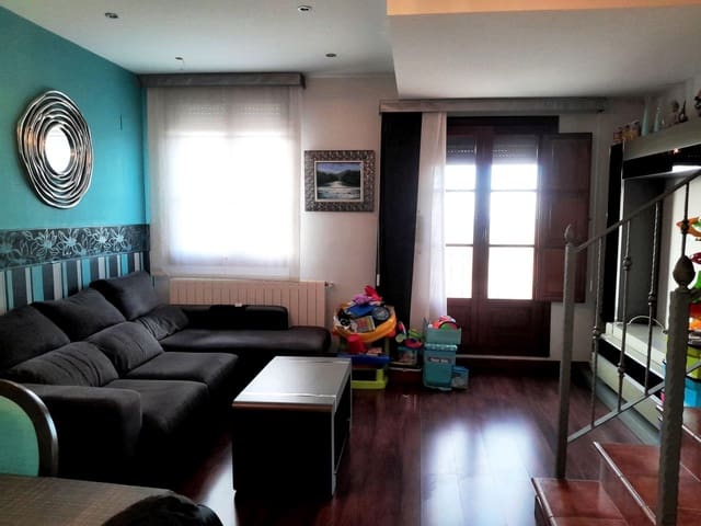 4 soveværelse Rækkehus til salg i Chinchilla de Monte-Aragón med garage - € 180.000 (Ref: 9119405)