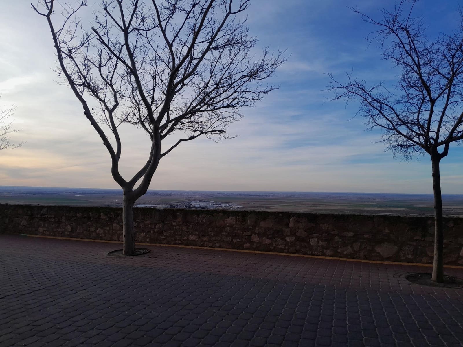 4 soverom Rekkehus til salgs i Chinchilla de Monte-Aragon med garasje - € 180 000 (Ref: 9119405)