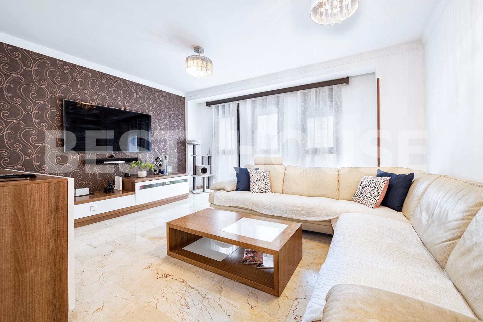 3 slaapkamer Flat te koop in Las Palmas de Gran Canaria - € 420.000 (Ref: 9119411)