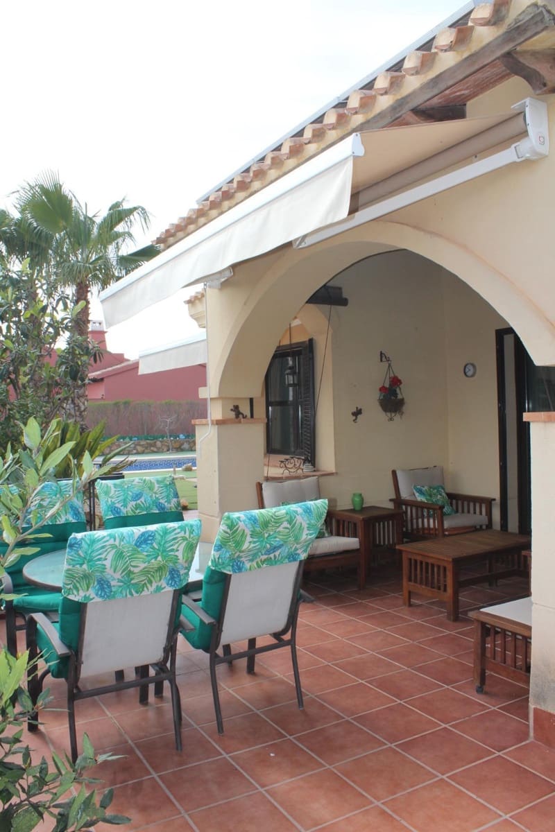 3 Zimmer Villa zu verkaufen in Fuente Alamo de Murcia mit Pool Garage - 318.500 € (Ref: 9119413)