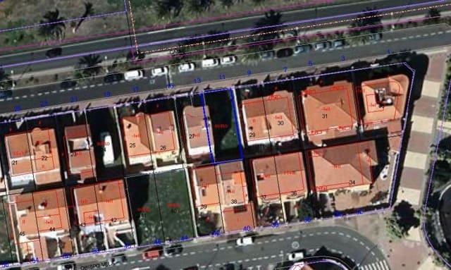 Tontti myytävänä paikassa Santa Lucía de Tirajana - 70 000 € (Ref: 9119415)