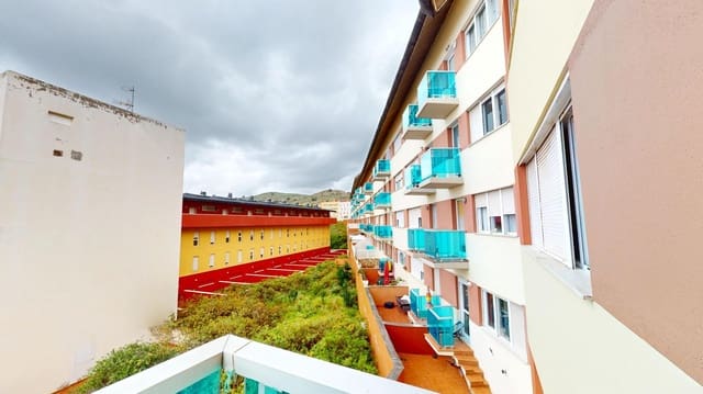 4 soverom Leilighet til salgs i Tamaraceite, Las Palmas de Gran Canaria med garasje - € 210 000 (Ref: 9119416)