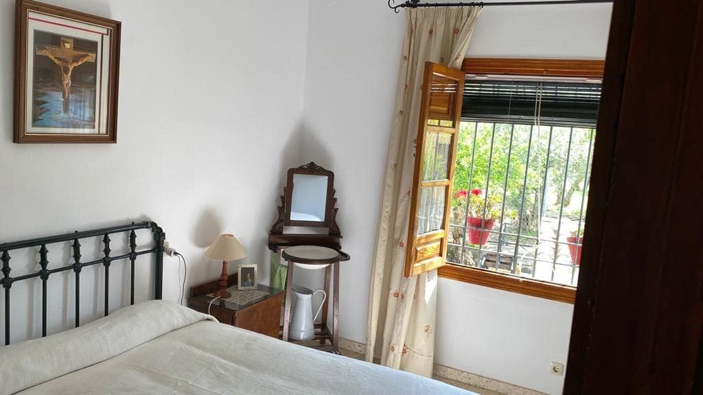 5 sypialnia Finka/Dom wiejski na sprzedaż w Baena z basenem - 230 000 € (Ref: 9119417)