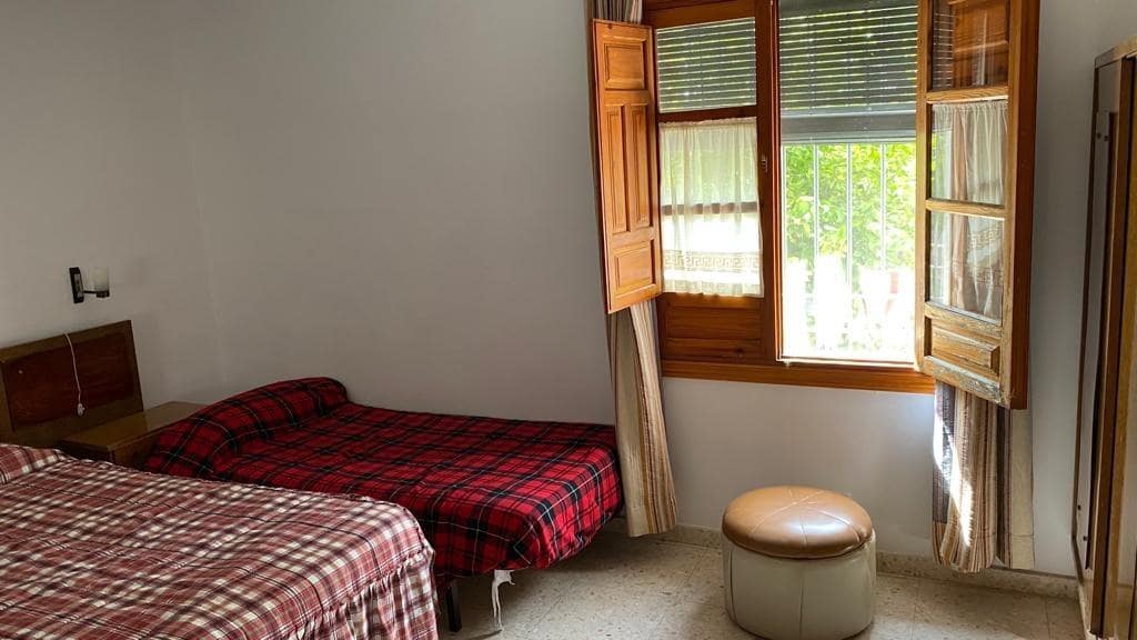 5 sypialnia Finka/Dom wiejski na sprzedaż w Baena z basenem - 230 000 € (Ref: 9119417)