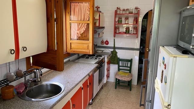 5 chambre Finca/Maison de Campagne à vendre à Baena avec piscine - 230 000 € (Ref: 9119417)