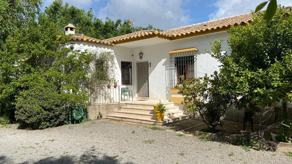 5 sypialnia Finka/Dom wiejski na sprzedaż w Baena z basenem - 230 000 € (Ref: 9119417)