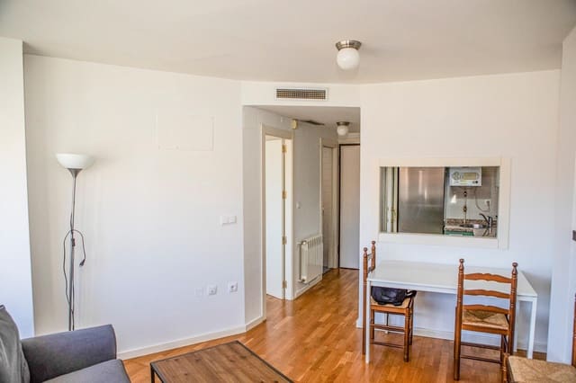 1 slaapkamer Flat te koop in Carretas - Huerta de Marzo, Albacete stad - € 200.000 (Ref: 9119418)