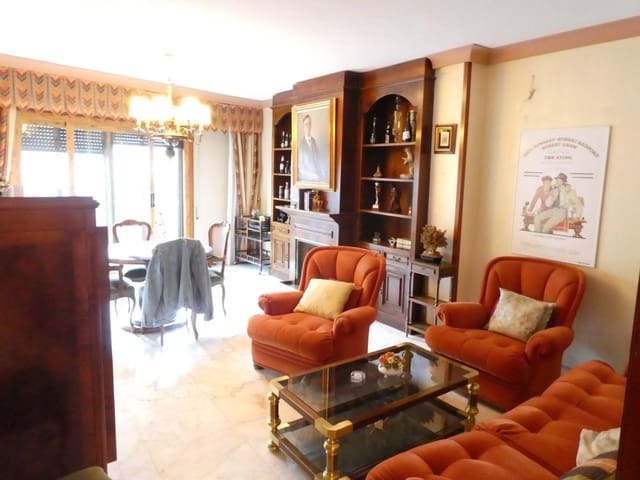 4 soverom Leilighet til salgs i Jaén by - € 320 000 (Ref: 9119419)