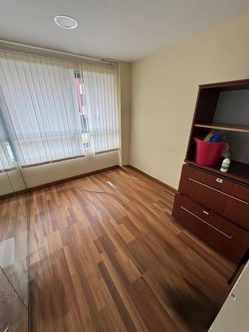 Office for rent in Las Palmas de Gran Canaria - € 900 (Ref: 9119421)