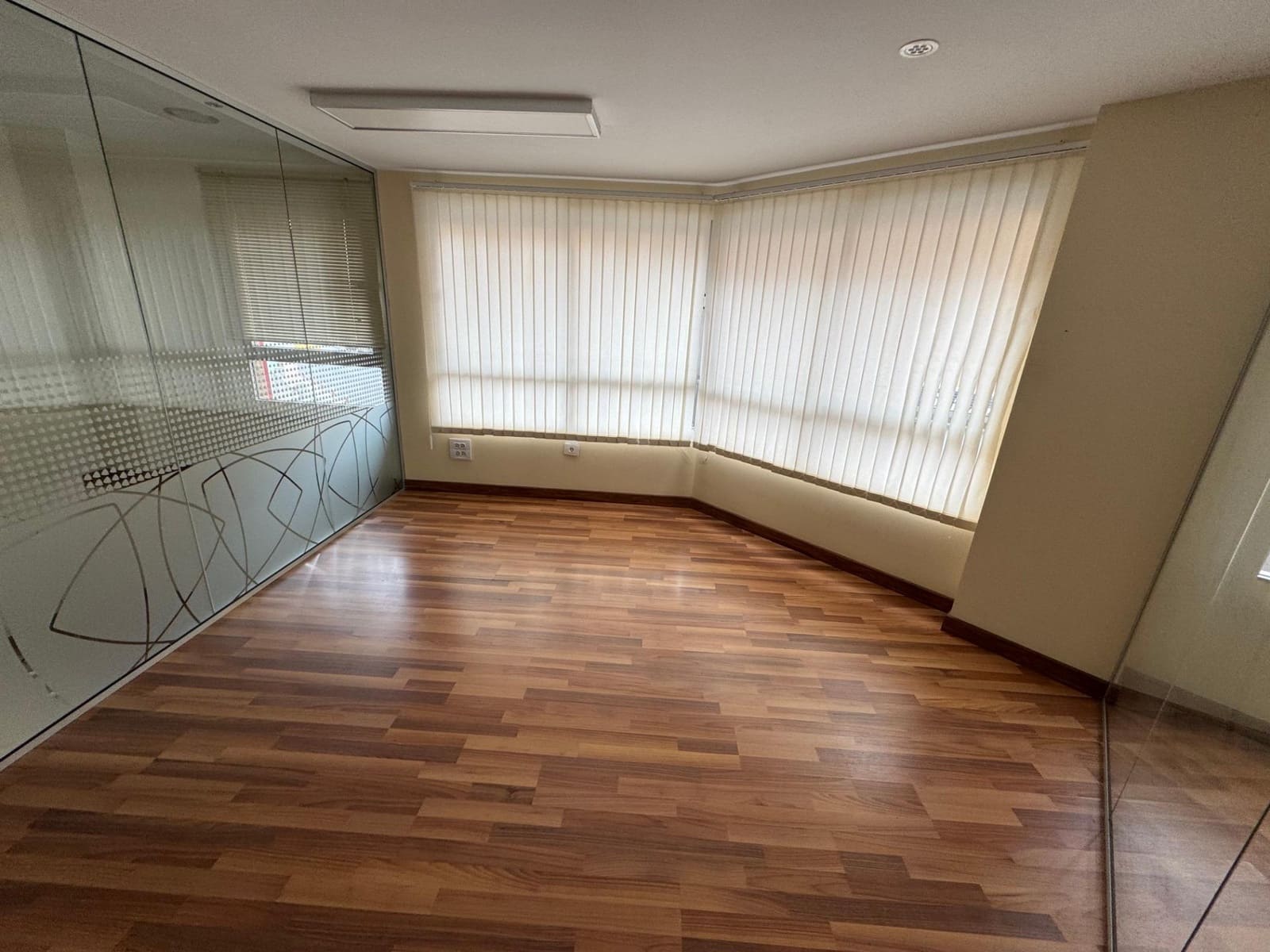 Biuro do wynajęcia w Las Palmas de Gran Canaria - 900 € (Ref: 9119421)