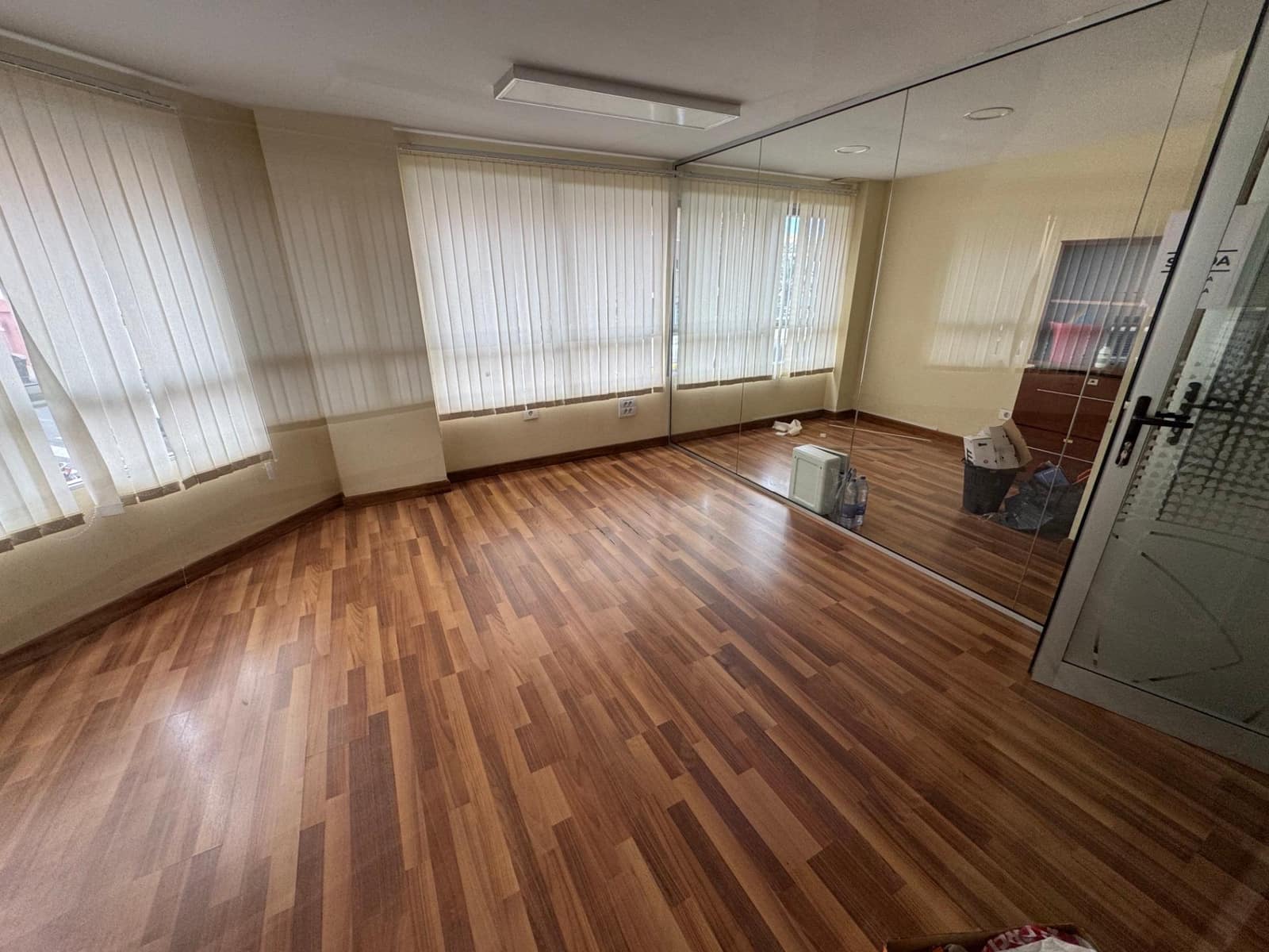 Biuro do wynajęcia w Las Palmas de Gran Canaria - 900 € (Ref: 9119421)