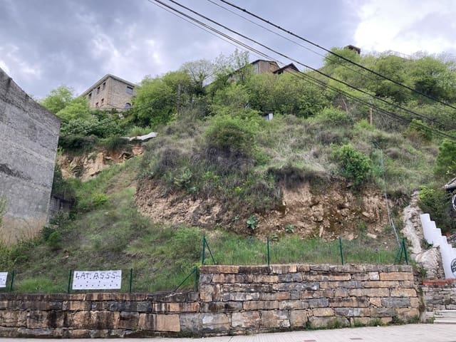 Building Plot for sale in Aínsa-Sobrarbe - € 195,000 (Ref: 9119427)
