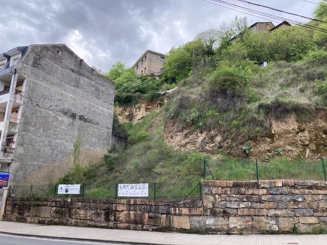 Building Plot for sale in Aínsa-Sobrarbe - € 195,000 (Ref: 9119427)