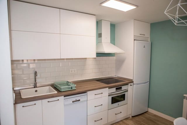 3 slaapkamer Flat te koop in El Pilar, Albacete stad - € 145.000 (Ref: 9119428)