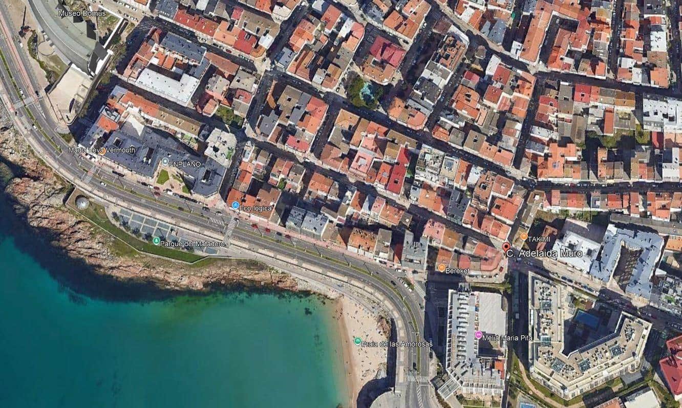 3 soveværelse Lejlighed til salg i A Coruna by - € 900.000 (Ref: 9119432)