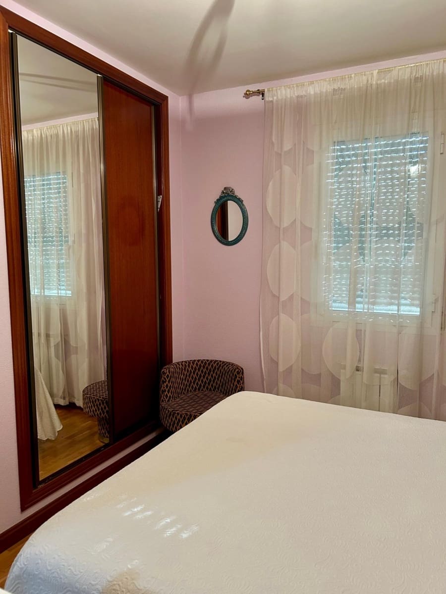 6 soveværelse Villa til salg i Cabanillas del Campo med swimmingpool - € 480.000 (Ref: 9119435)