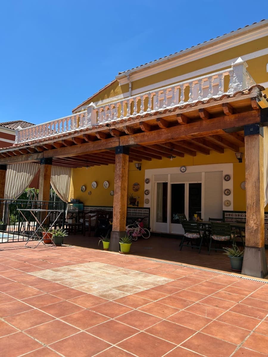 6 soveværelse Villa til salg i Cabanillas del Campo med swimmingpool - € 480.000 (Ref: 9119435)