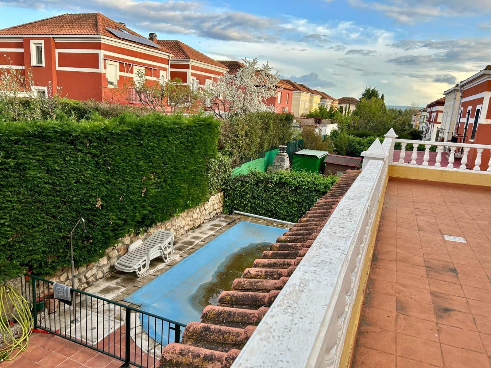 6 soveværelse Villa til salg i Cabanillas del Campo med swimmingpool - € 480.000 (Ref: 9119435)