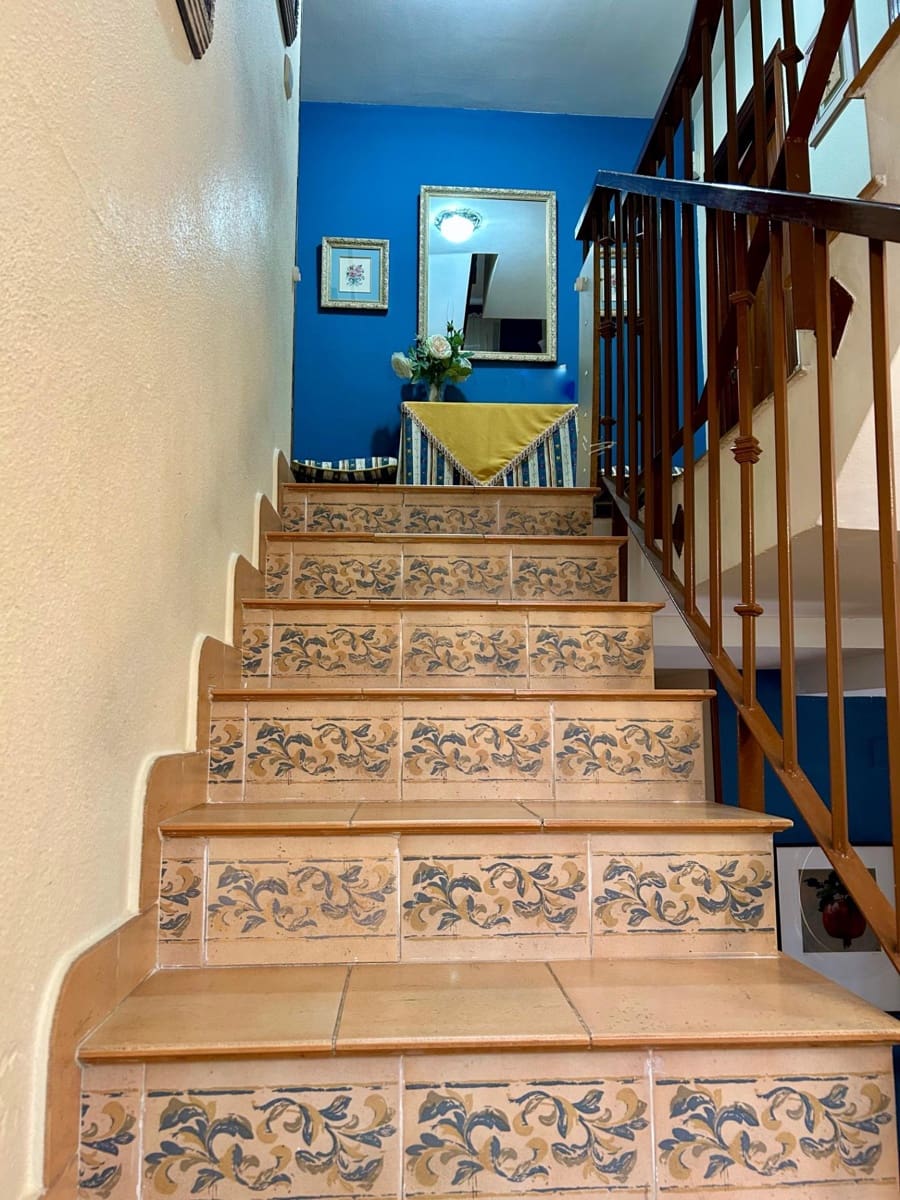 6 soveværelse Villa til salg i Cabanillas del Campo med swimmingpool - € 480.000 (Ref: 9119435)