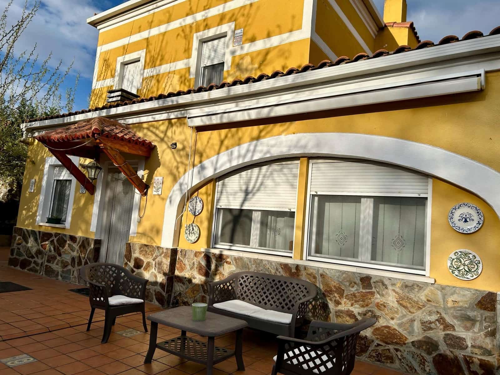 6 soveværelse Villa til salg i Cabanillas del Campo med swimmingpool - € 480.000 (Ref: 9119435)