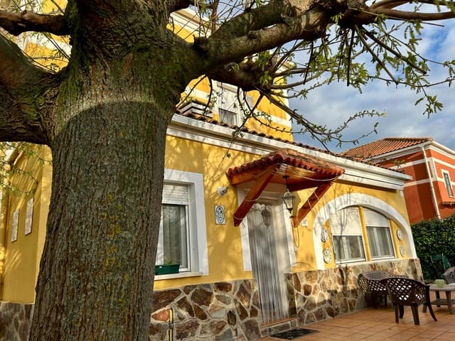 6 slaapkamer Villa te koop in Cabanillas del Campo met zwembad - € 480.000 (Ref: 9119435)