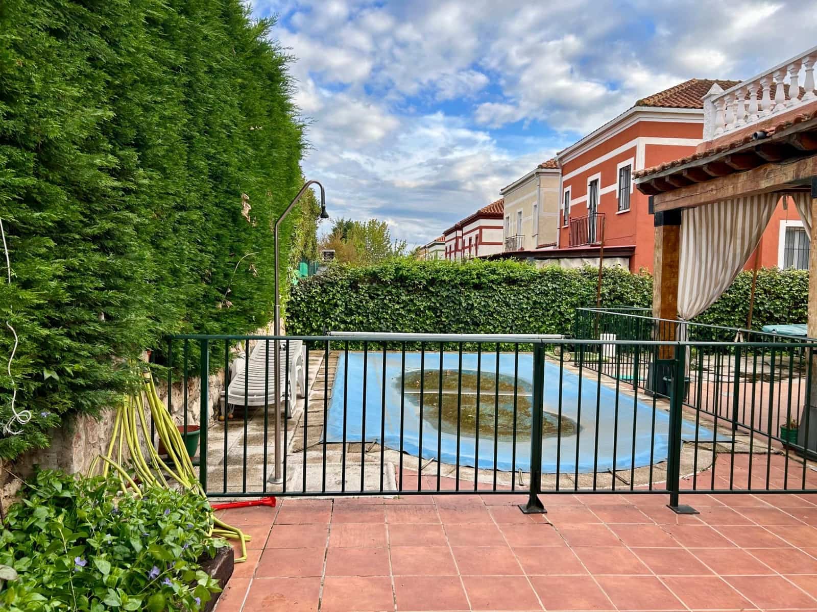 6 soveværelse Villa til salg i Cabanillas del Campo med swimmingpool - € 480.000 (Ref: 9119435)