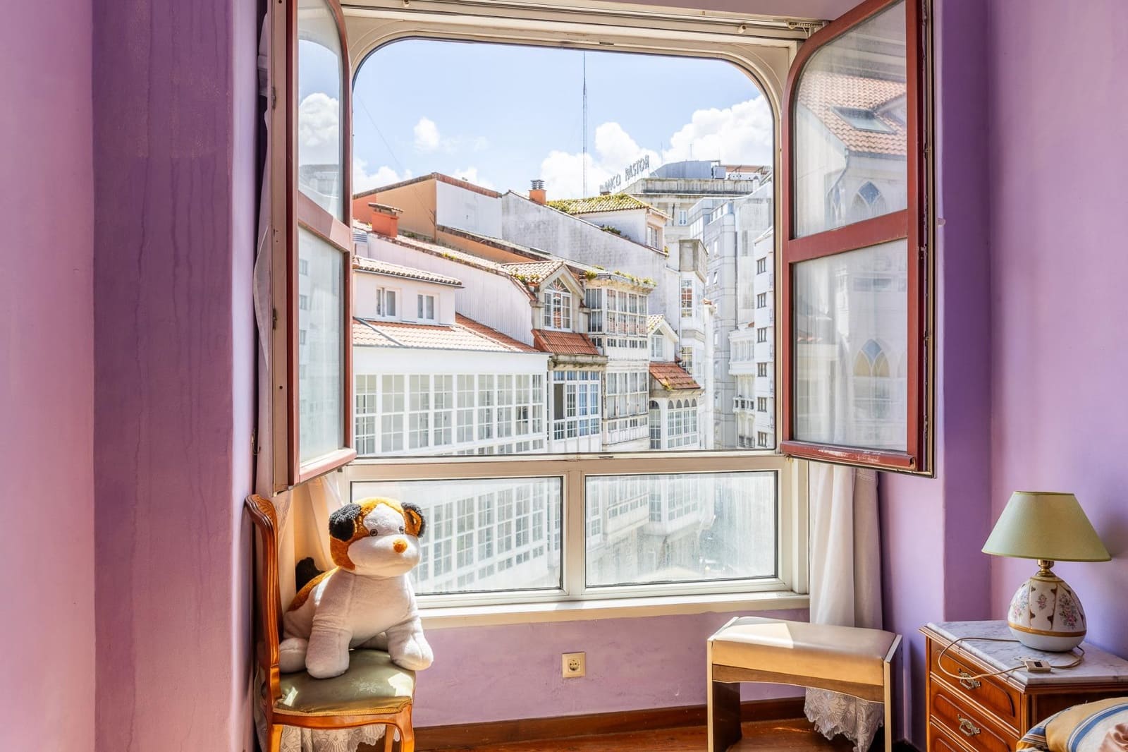 2 soveværelse Lejlighed til salg i A Coruna by - € 320.000 (Ref: 9119437)