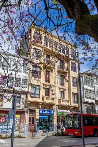 2 sovrum Lägenhet till salu i A Coruña stad - 320 000 € (Ref: 9119437)