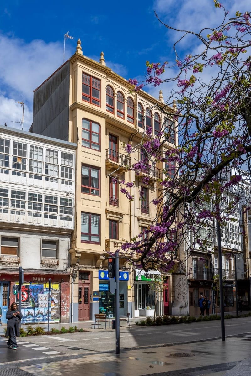 2 soveværelse Lejlighed til salg i A Coruna by - € 320.000 (Ref: 9119437)