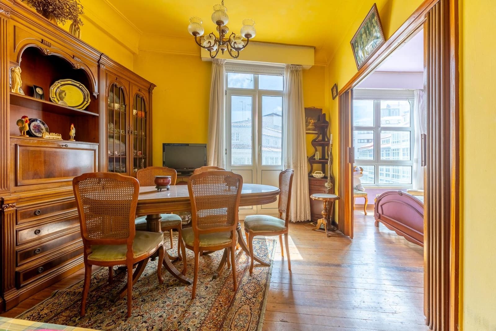 2 soveværelse Lejlighed til salg i A Coruna by - € 320.000 (Ref: 9119437)