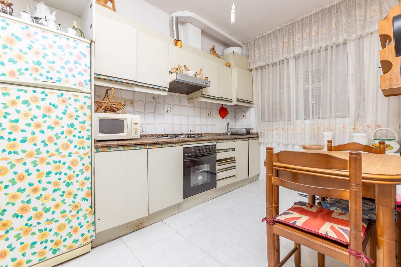 2 soveværelse Lejlighed til salg i A Coruna by - € 320.000 (Ref: 9119437)