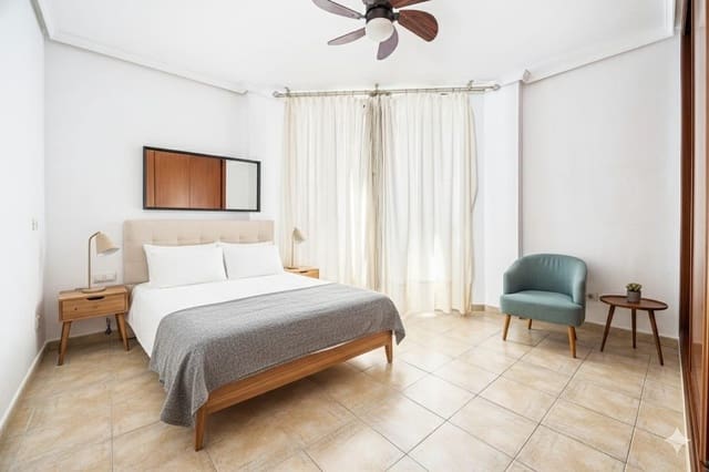 2 soveværelse Lejlighed til salg i Santa Lucía de Tirajana med garage - € 216.000 (Ref: 9119439)