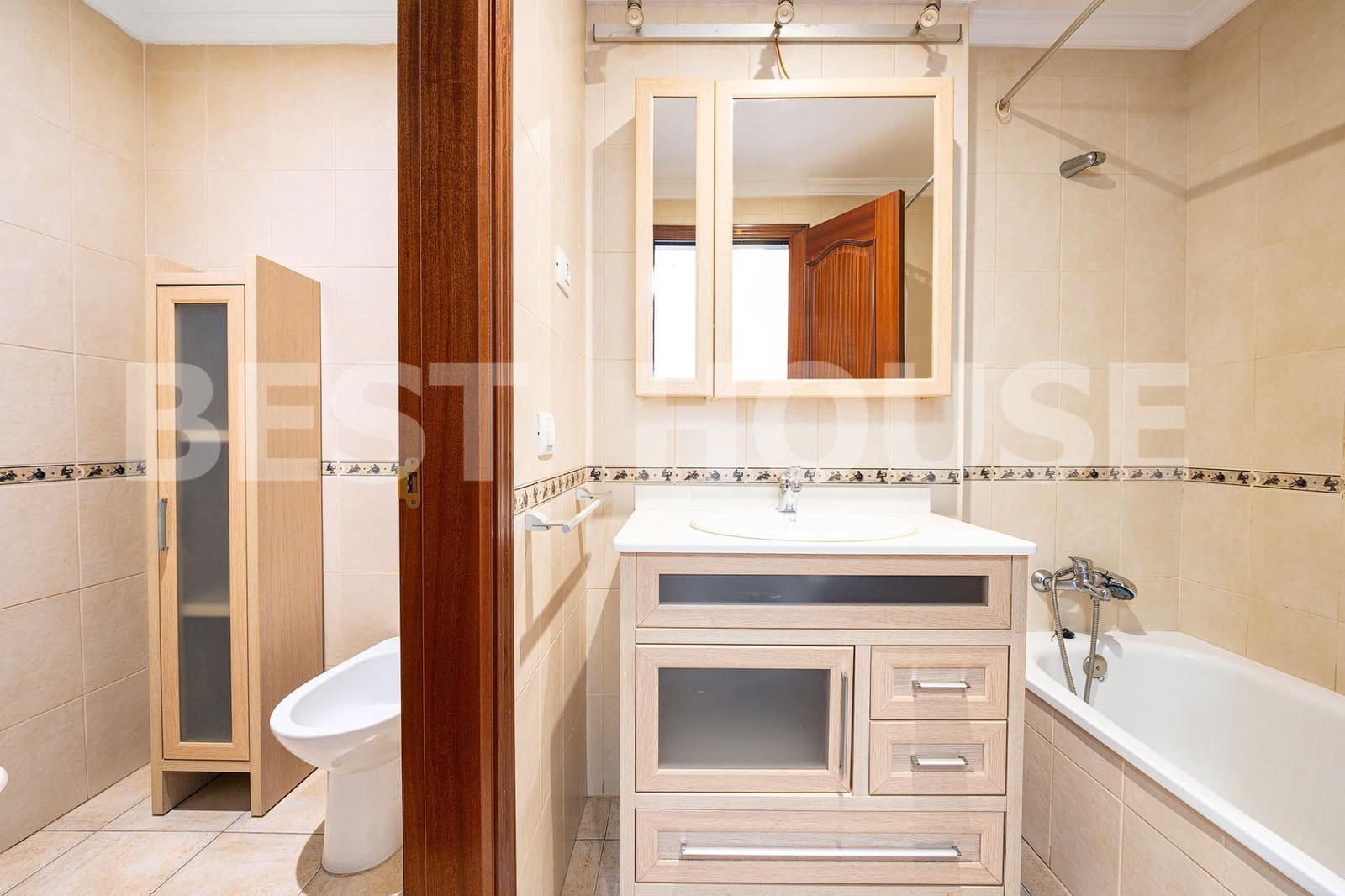 2 soverom Leilighet til salgs i Santa Lucia de Tirajana med garasje - € 204 000 (Ref: 9119439)