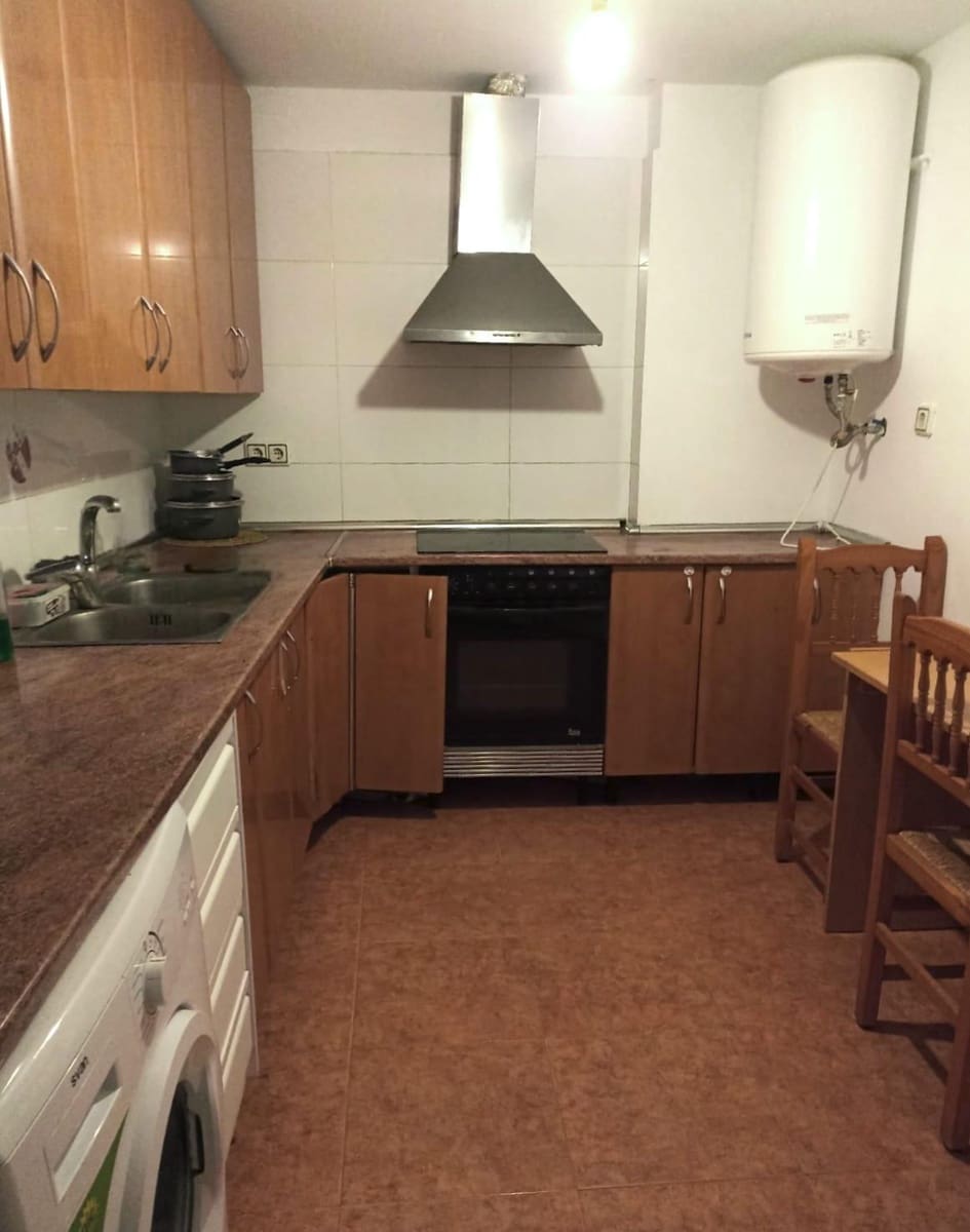 4 slaapkamer Flat te koop in Albacete stad - € 215.000 (Ref: 9119440)