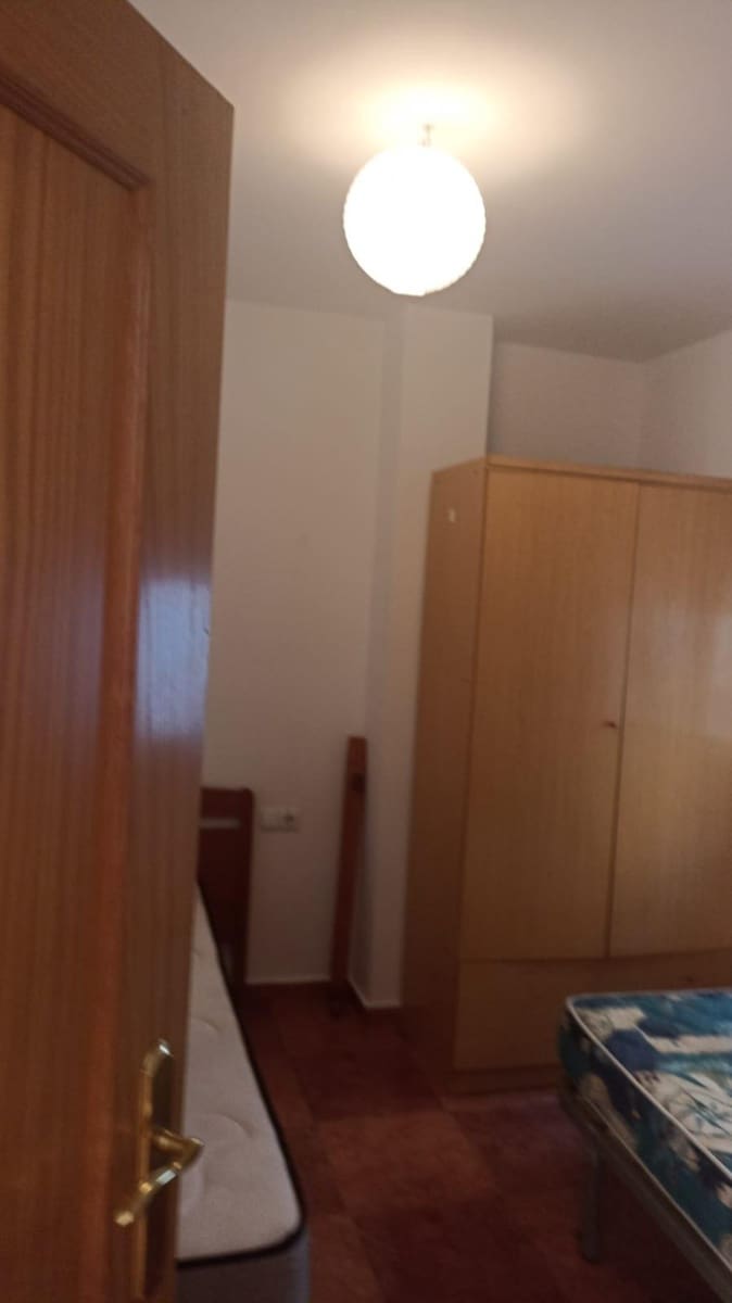4 slaapkamer Flat te koop in Albacete stad - € 215.000 (Ref: 9119440)